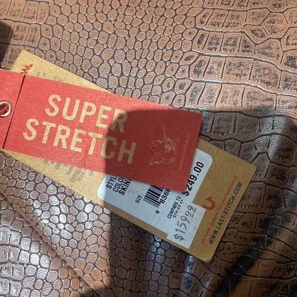 True Religion Jeans - Picture 4 of 6